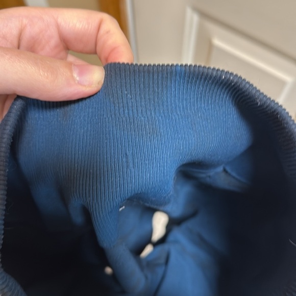 Lululemon Flow and Go Crop Alberta Lake / Black size 2 - Picture 5 of 8